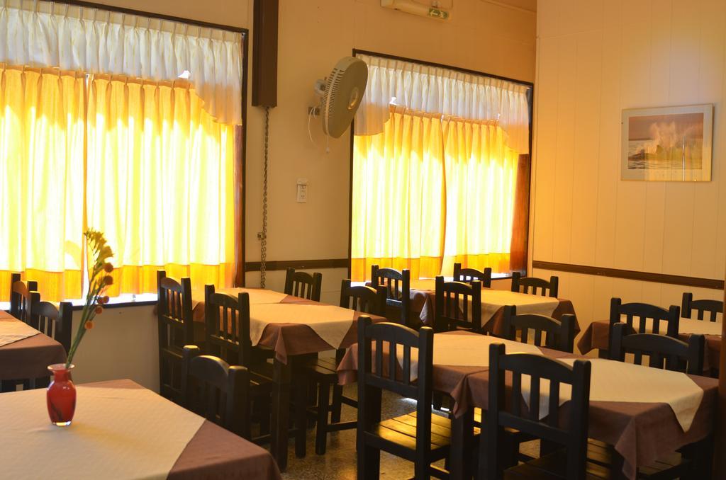 Hotel Del Mar Comodoro Rivadavia Zewnętrze zdjęcie